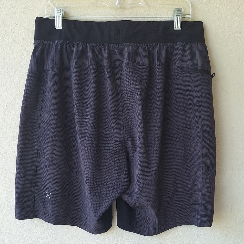Lululemon Gray Lace Tie Active Running Stretch Men's Short Size L
